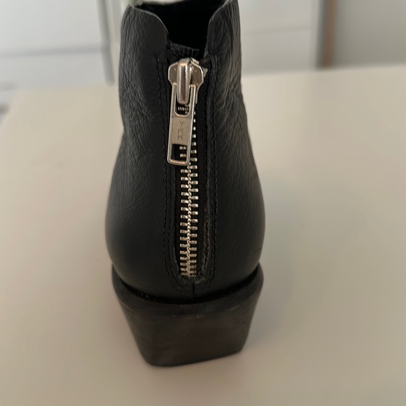 Wal and Pai ankle boots size 37 - Picture 4 of 4